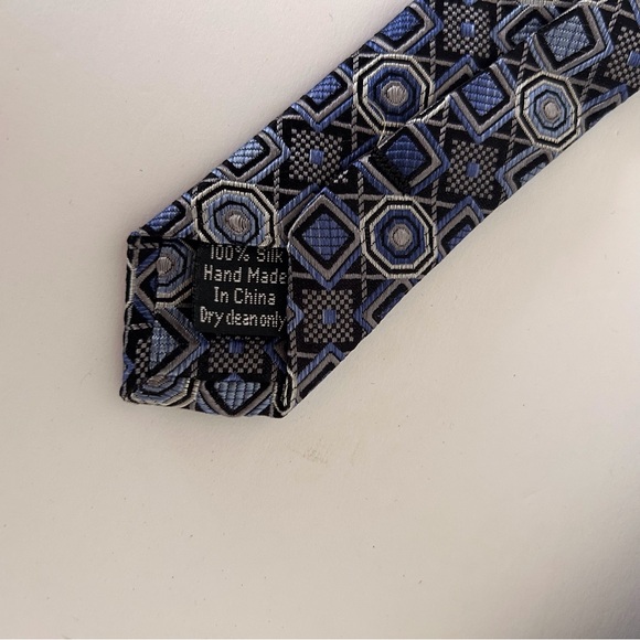 PRONTO UOMO BLUE SILK TIE - Picture 4 of 8